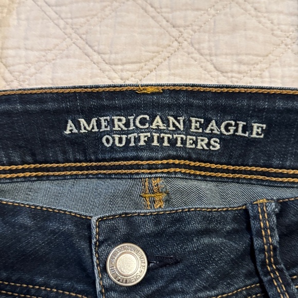 American Eagle Outfitters Women’s Kickboot Jeans - Picture 2 of 7